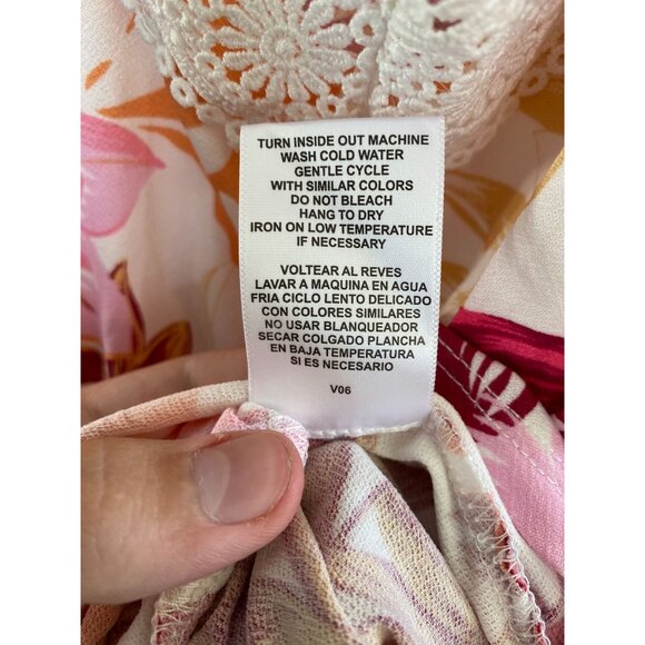 A.U.W Women’s Sleeveless Floral Keyhole Halter Top M Polyester Blend NEW - Picture 6 of 7